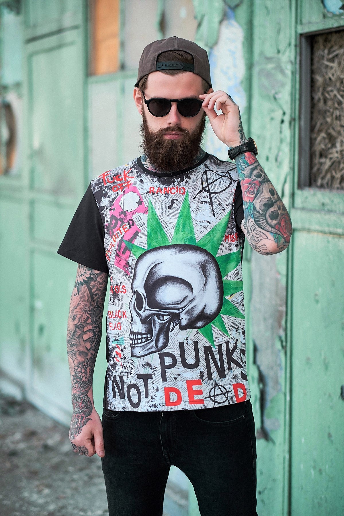 „Punk Is Not Dead“ T-Shirt